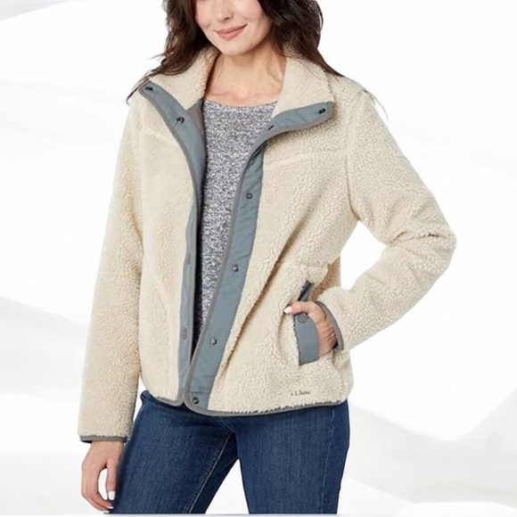 L.L.Bean Jackets & Blazers - Brand: L.L. Bean, Furry Jacket, Beige, Fleece Lined, Size: XL pet